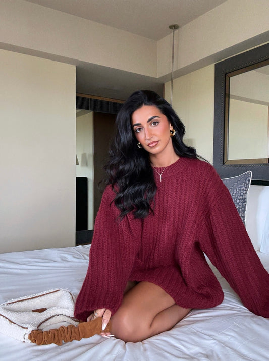 suéter de punto oversize color burdeos