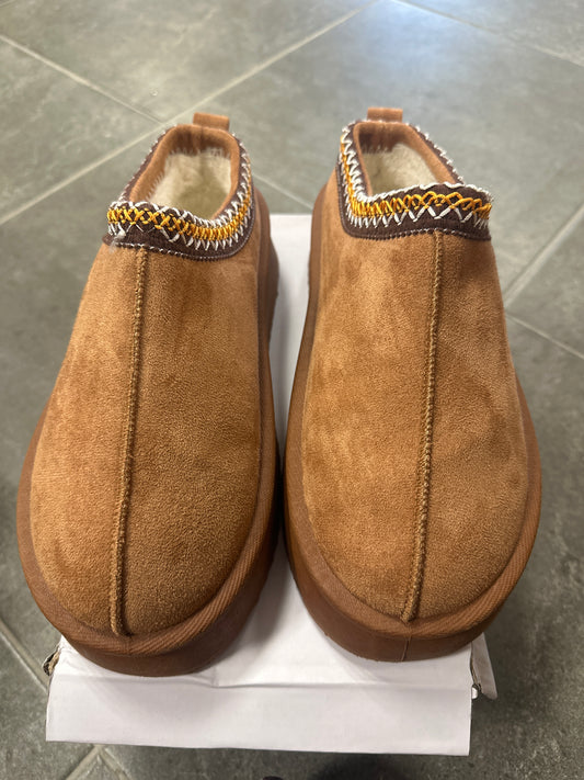 Kamelfarbene Stiefeletten (defekt)