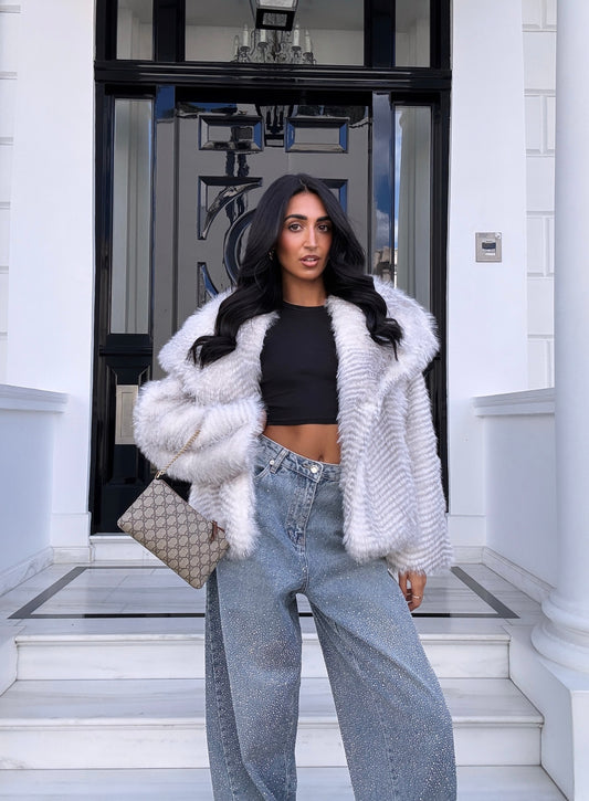 Veste fourrure courte neige