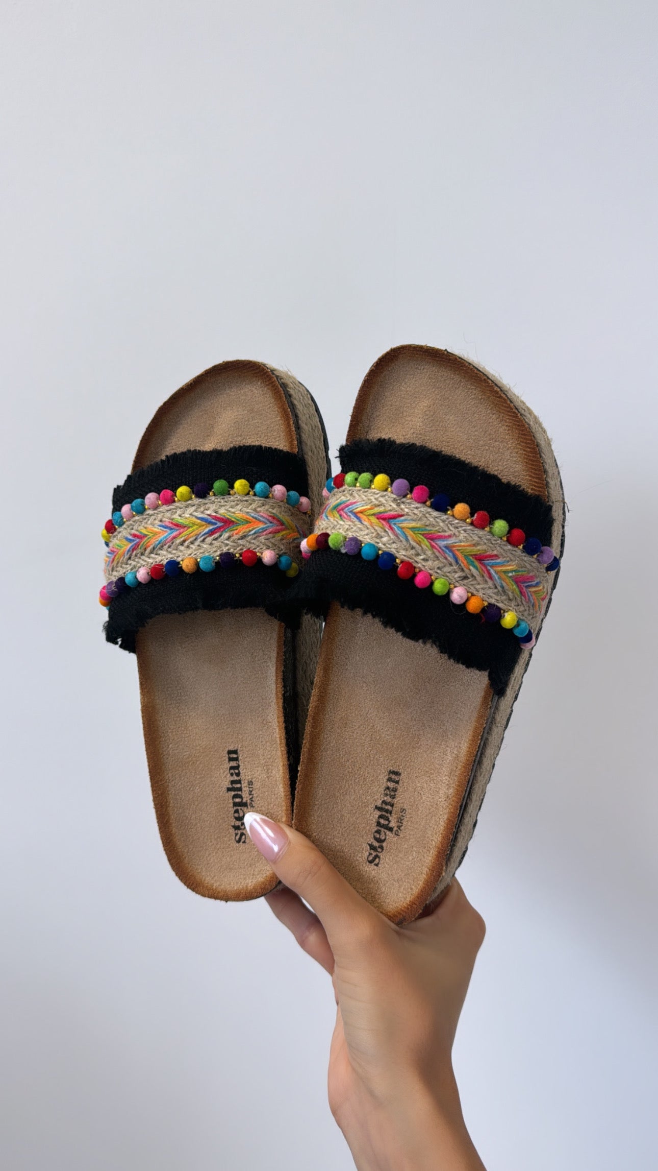 Sandalias con borlas