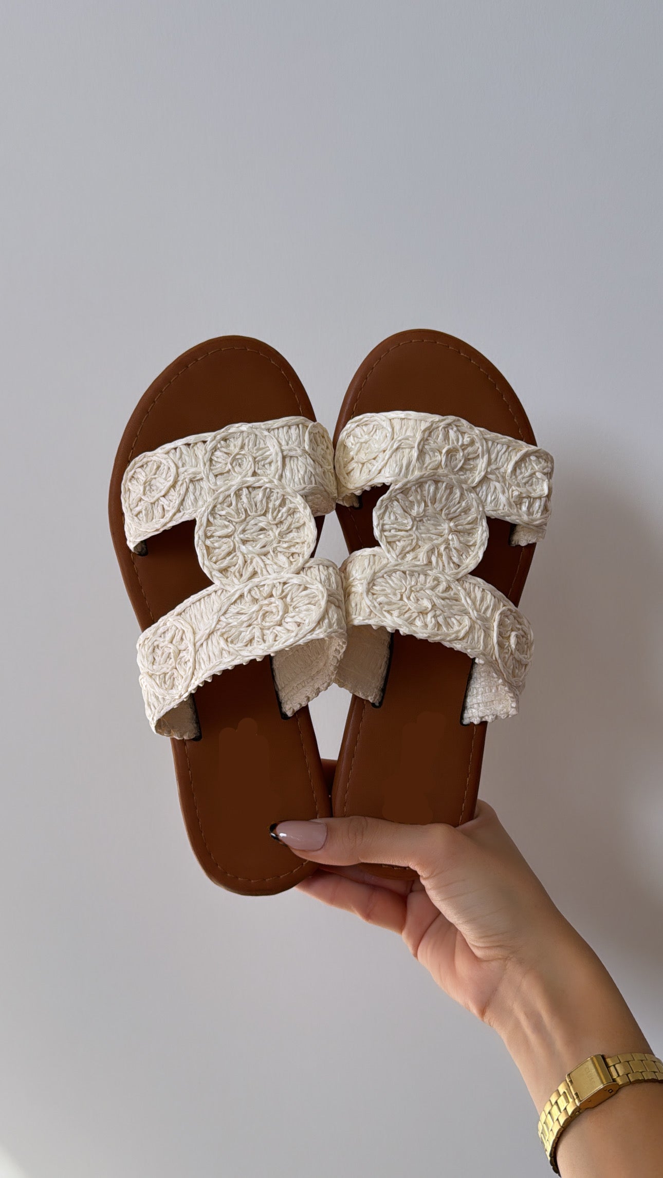 Claquettes beiges