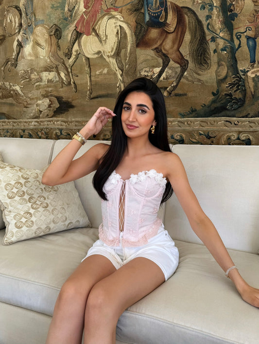 corsé de encaje rosa