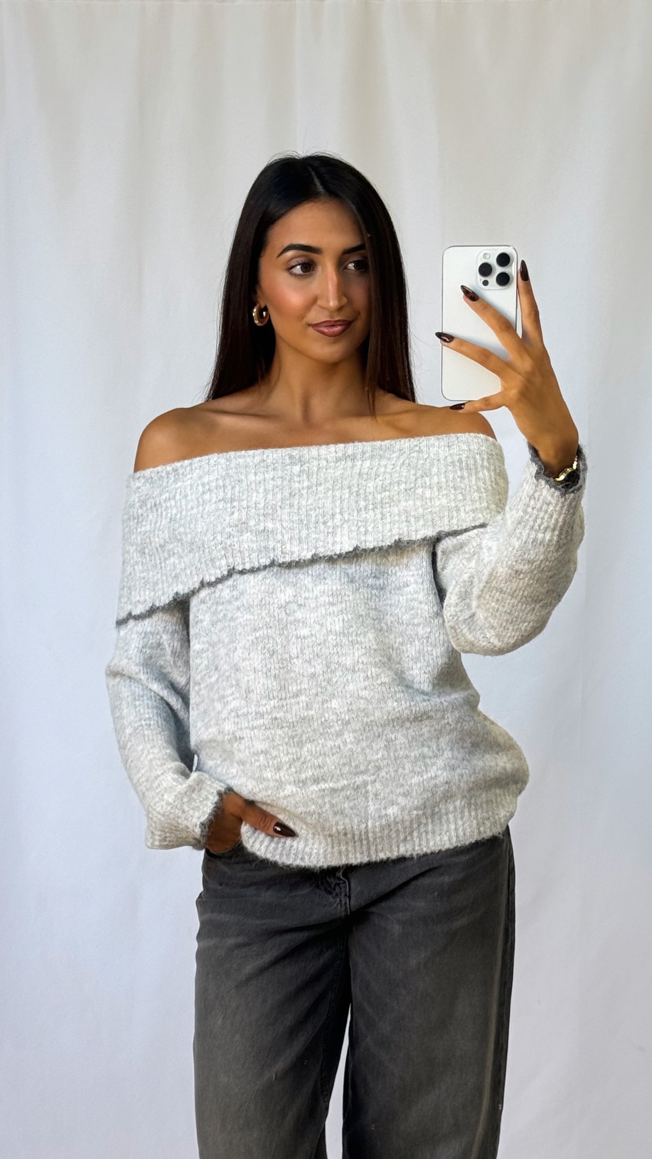 Pull bardot gris
