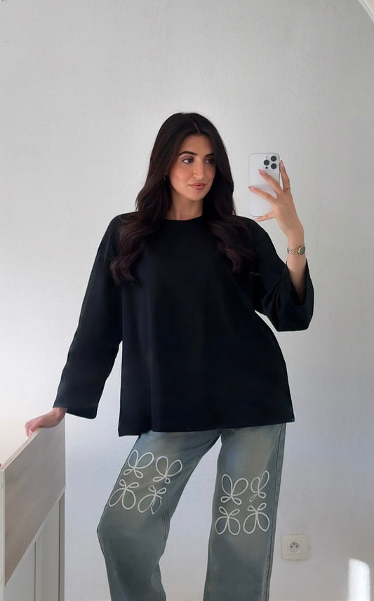 camiseta negra clásica