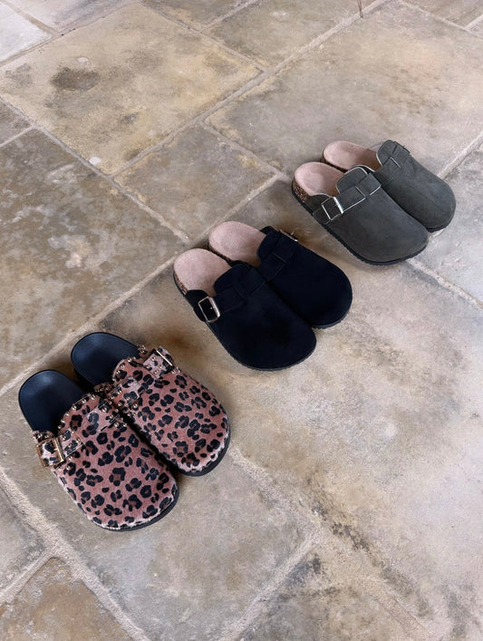 Mules negras (sin caja)