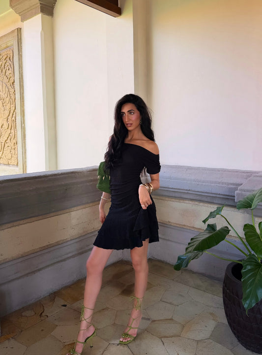 Robe bardot plissée (2 coloris)