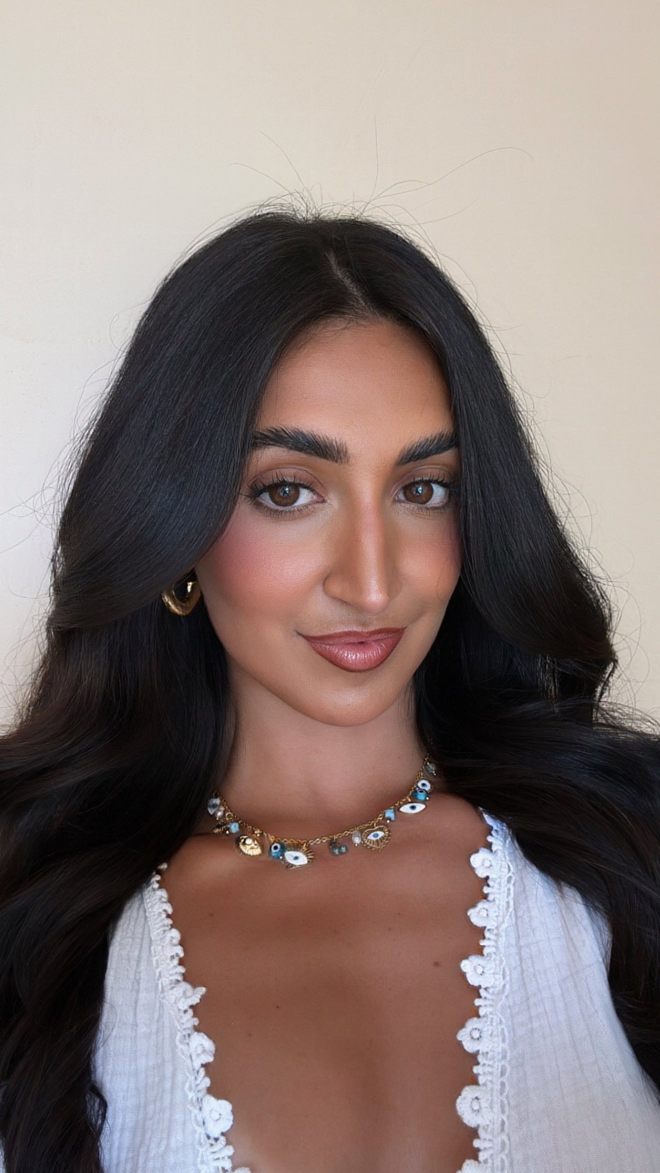 collar con dije azul