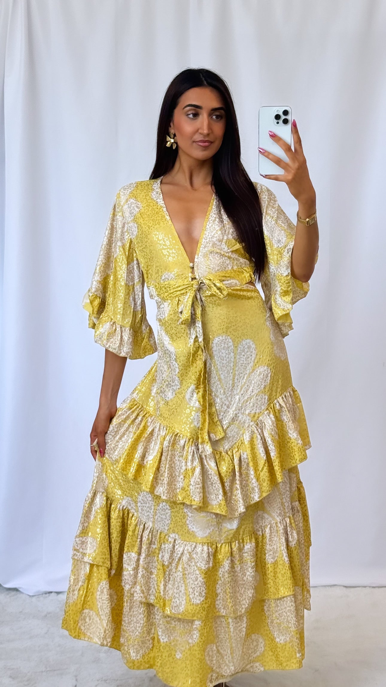 Robe à volants jaune