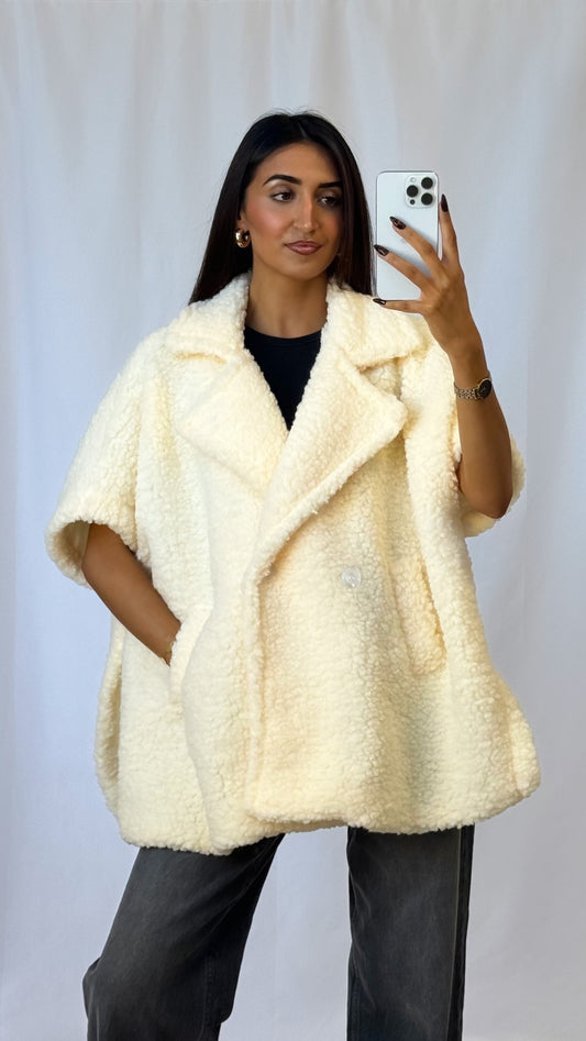 Manteau court beige curly