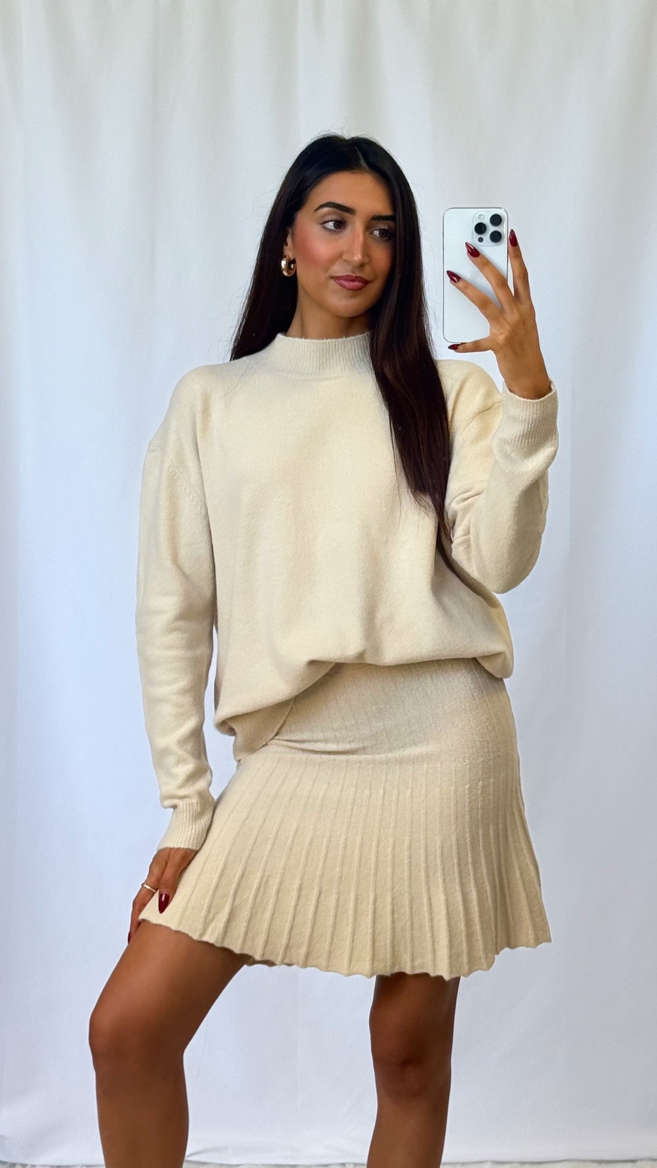 Ensemble jupe et pull beige