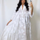 Robe longue brodée blanche défectueuse